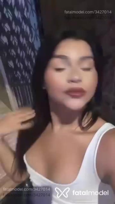 Acompanhante mulher trans morena (o) de olhos castanhos em São Paulo - Laura Cavalcante