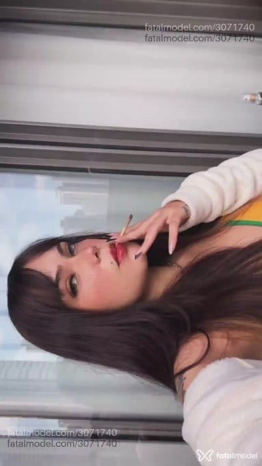 Acompanhante mulher morena (o) de olhos mel em São Paulo Acompanhante mulher morena (o) de olhos mel em São Paulo - Nina Luv