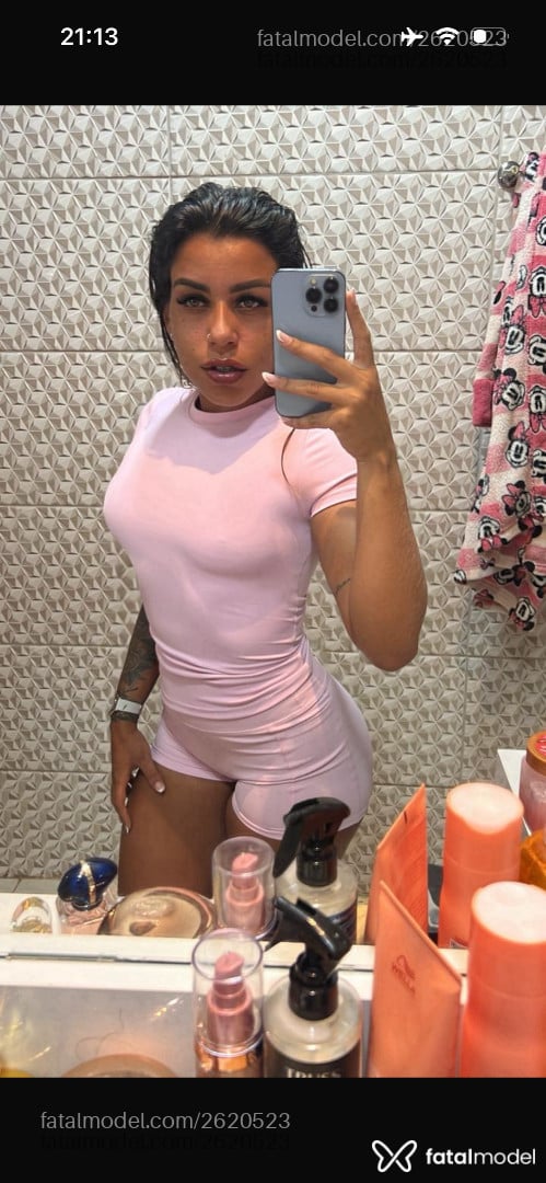 Acompanhante mulher com cabelo castanho de olhos mel em Guarantã do Norte - Lunna