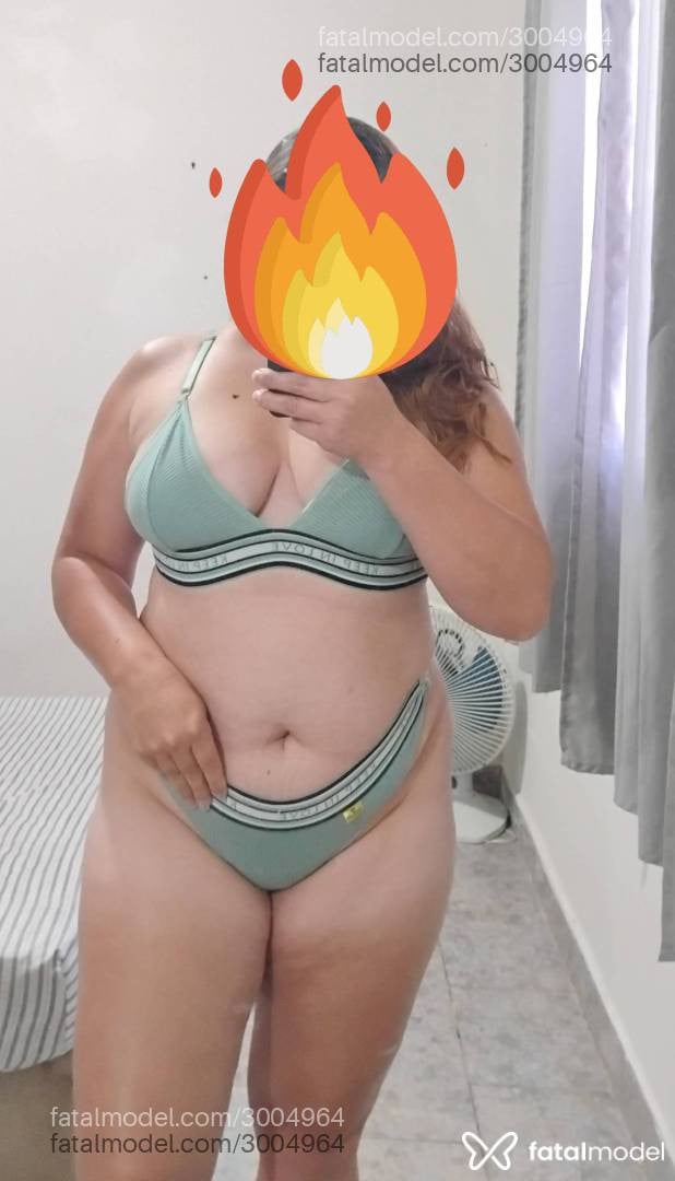 Acompanhante mulher com cabelo castanho de olhos pretos em Botucatu - Laís