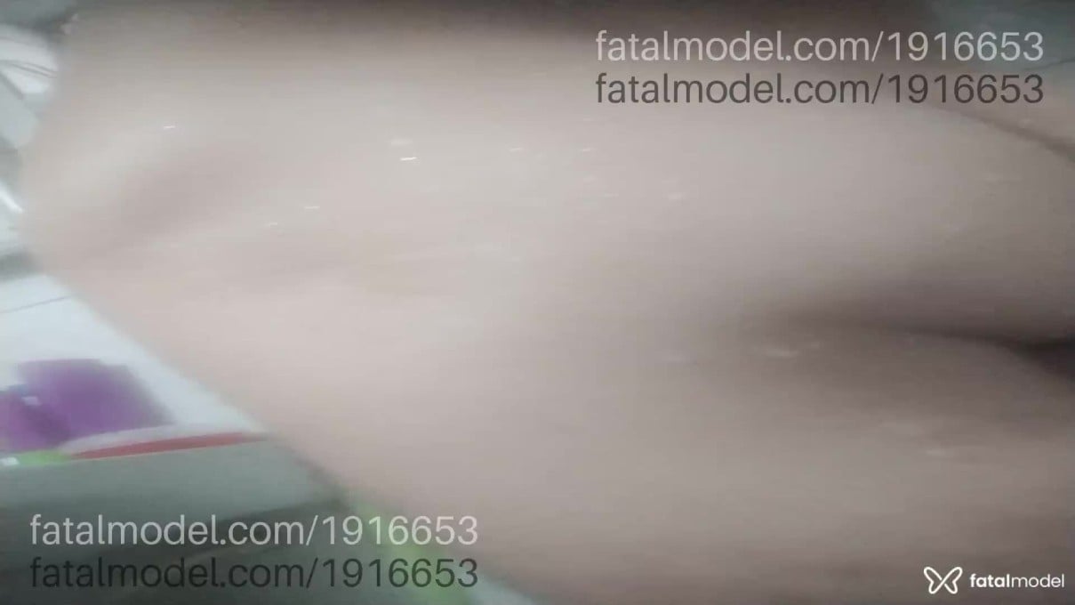 Acompanhante homem com cabelo castanho de olhos castanhos em Varginha Acompanhante homem com cabelo castanho de olhos castanhos em Varginha - Jovane