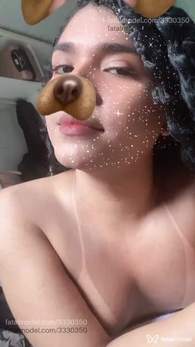Acompanhante mulher trans morena (o) de olhos pretos em Curitiba Acompanhante mulher trans morena (o) de olhos pretos em Curitiba - Melissa