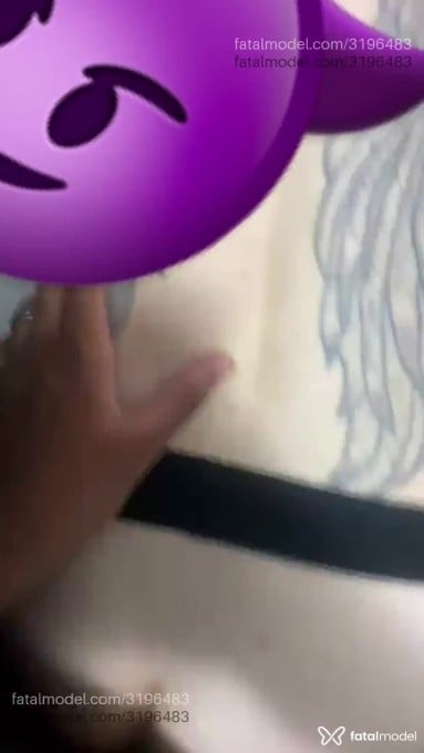 Acompanhante homem com cabelo castanho de olhos pretos - Paulo Acompanhante homem com cabelo castanho de olhos pretos - Paulo