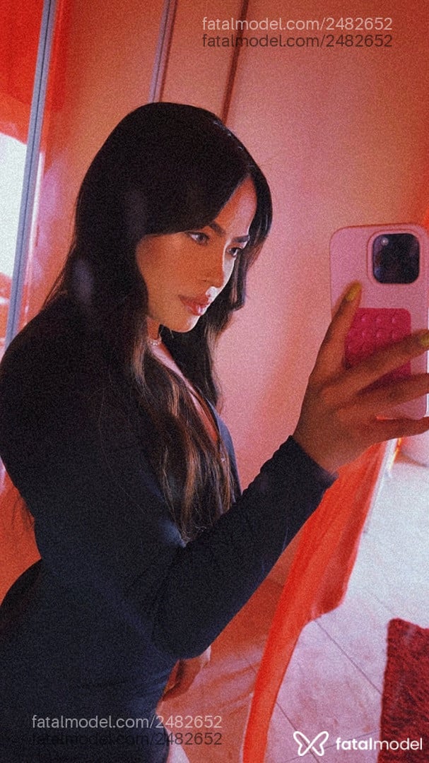 Acompanhante mulher morena (o) de olhos castanhos - Victoria Barreto Acompanhante mulher morena (o) de olhos castanhos - Victoria Barreto