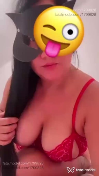 Acompanhante mulher morena (o) de olhos castanhos em Rosana Acompanhante mulher morena (o) de olhos castanhos em Rosana - Siih