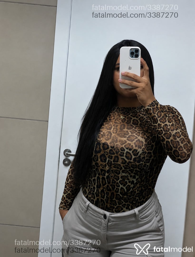 Acompanhante mulher trans morena (o) de olhos castanhos em Iguaraçu - Melissa