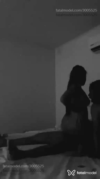Acompanhante mulher morena (o) de olhos pretos em Armação dos Búzios - Eloah Vitória