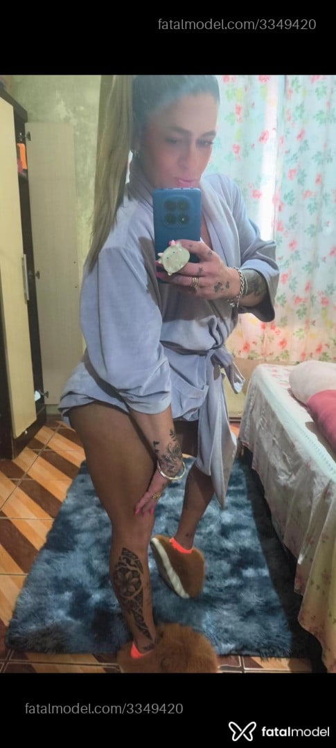 Acompanhante mulher loira (o) de olhos castanhos em Esteio - Erika