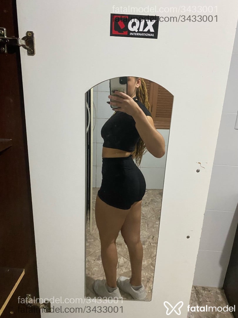 Acompanhante mulher com cabelo castanho de olhos castanhos em Florianópolis - Fernanda