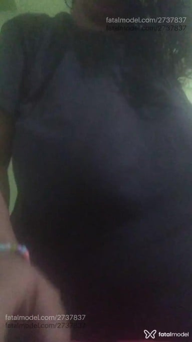 Acompanhante mulher com cabelo castanho de olhos mel - Cananda Souza