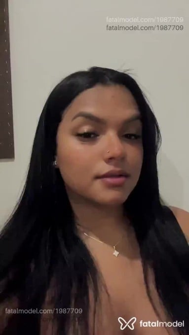 Acompanhante mulher morena (o) de olhos castanhos em Paulista Acompanhante mulher morena (o) de olhos castanhos em Paulista - Fernanda Marzocchi