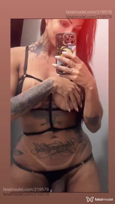 Acompanhante travesti morena (o) de olhos castanhos - Pamela castro