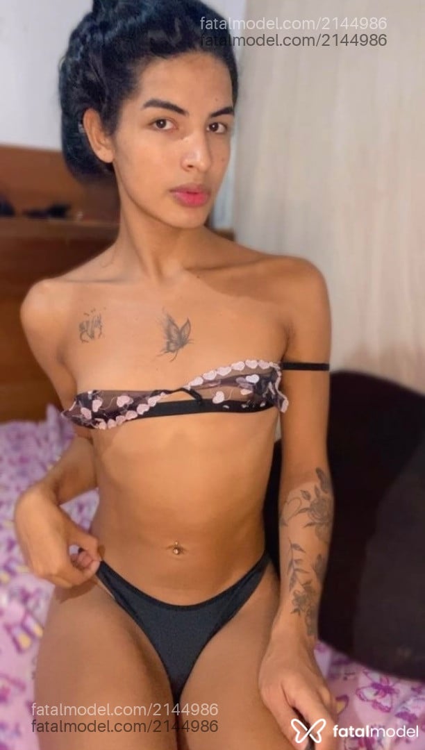 Acompanhante mulher trans morena (o) de olhos pretos em Tianguá Acompanhante mulher trans morena (o) de olhos pretos em Tianguá - Beatriz