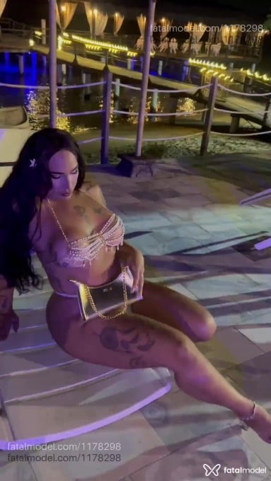 Acompanhante travesti com cabelo castanho de olhos castanhos em João Pessoa - Erika Suzuky