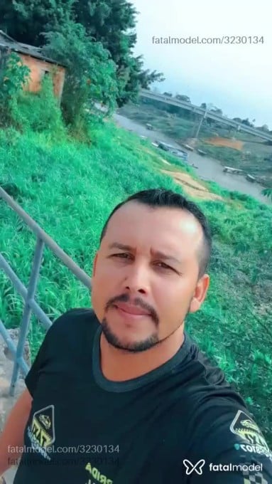 Acompanhante homem com cabelo castanho de olhos castanhos em Itajaí Acompanhante homem com cabelo castanho de olhos castanhos em Itajaí - Paulinho