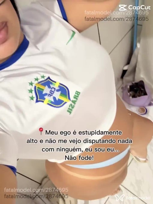 Acompanhante mulher morena (o) de olhos castanhos - Luiza Acompanhante mulher morena (o) de olhos castanhos - Luiza