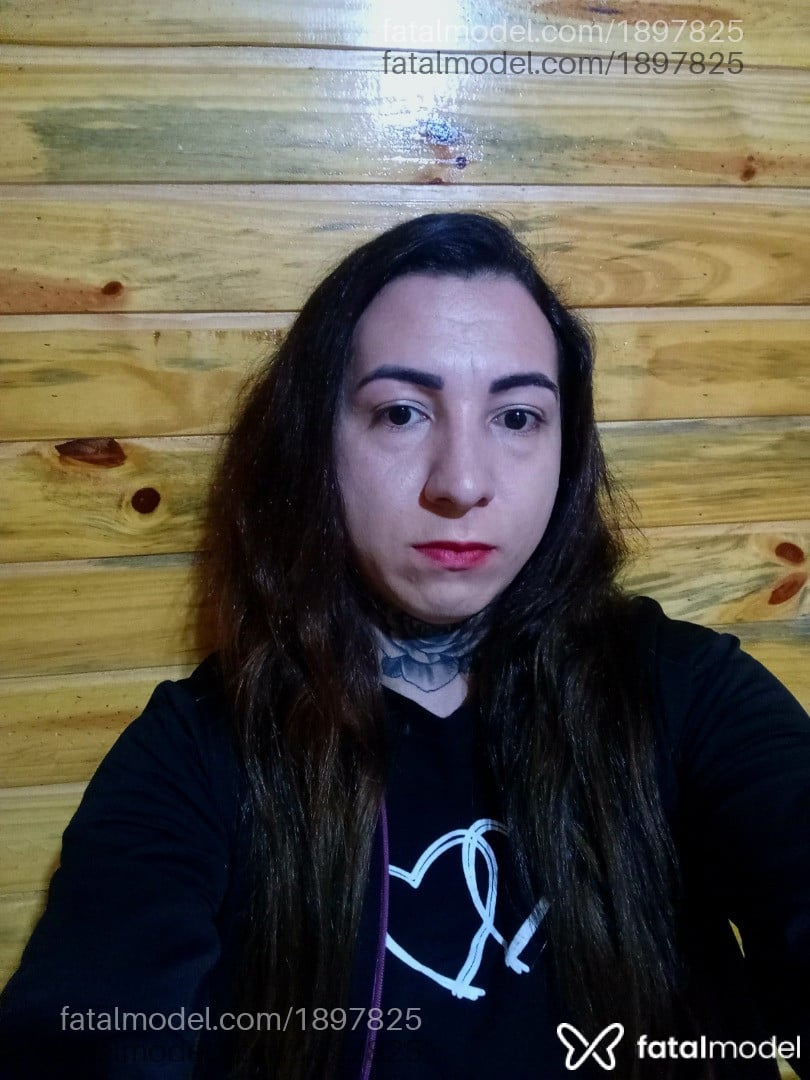 Acompanhante mulher trans com cabelo castanho de olhos castanhos em Catanduvas - Rutty