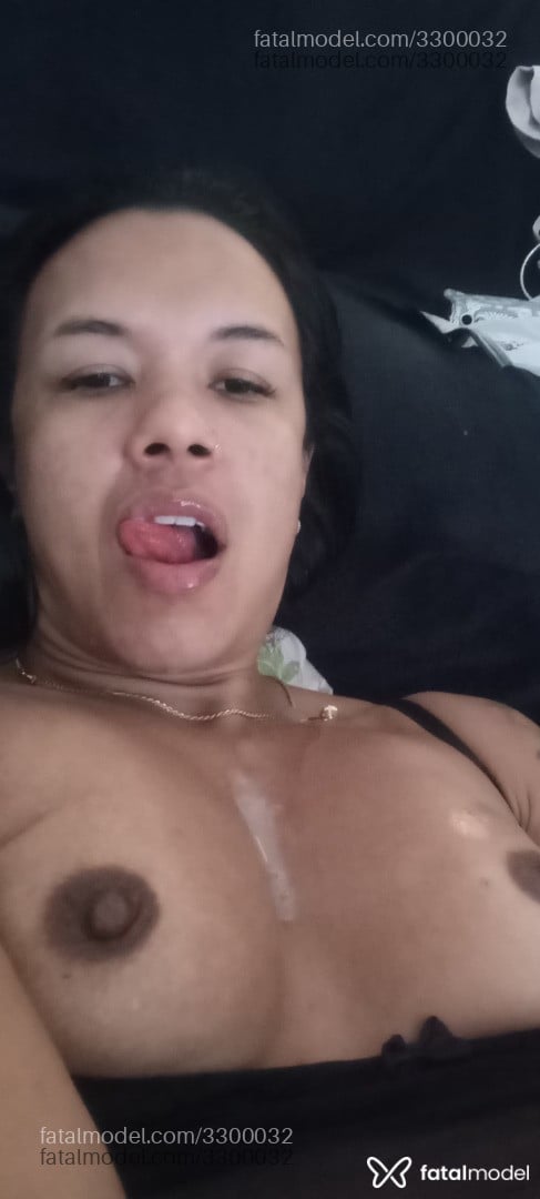 Acompanhante mulher morena (o) de olhos castanhos em Balneário Camboriú - Thaly Parado