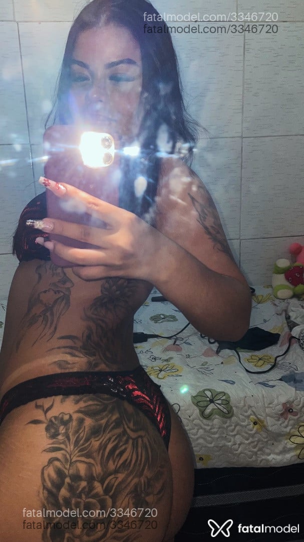 Acompanhante mulher morena (o) de olhos castanhos em Recife - Nawana