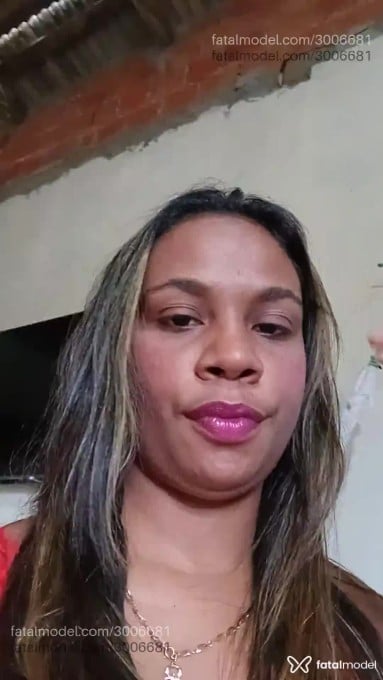 Acompanhante mulher com cabelo castanho de olhos pretos em Macapá Acompanhante mulher com cabelo castanho de olhos pretos em Macapá - Ayla