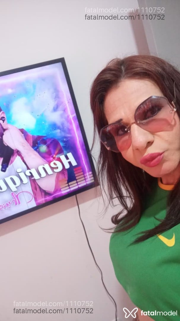 Acompanhante travesti ruiva (o) de olhos castanhos em Goiânia Acompanhante travesti ruiva (o) de olhos castanhos em Goiânia - Bianca evylly