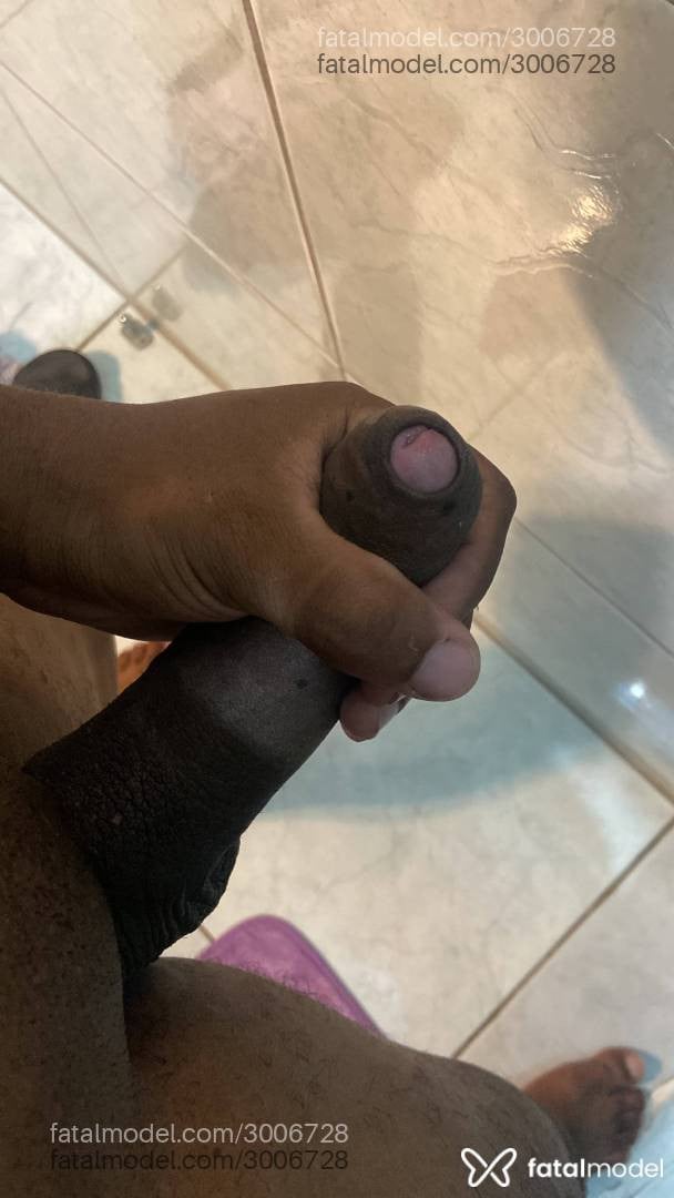 Acompanhante homem morena (o) de olhos pretos em São José - Nego