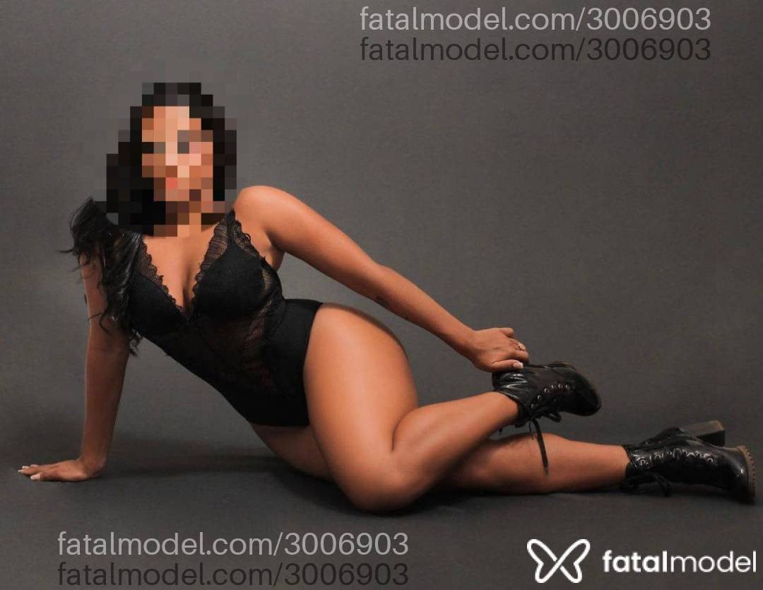 Acompanhante mulher morena (o) de olhos pretos em Vilhena - Nicolly Eller