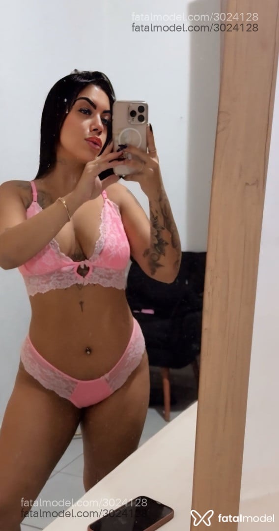 Acompanhante mulher morena (o) de olhos castanhos em Sorocaba Acompanhante mulher morena (o) de olhos castanhos em Sorocaba - Aryadne
