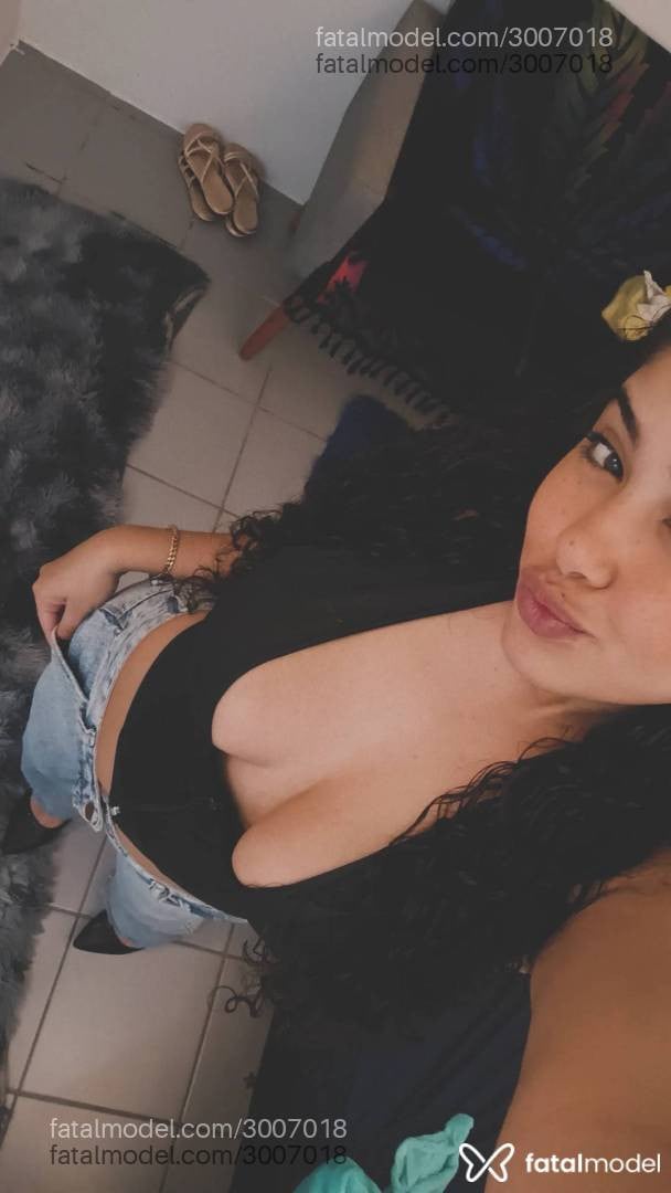 Acompanhante mulher morena (o) de olhos mel - Verônica Linsss