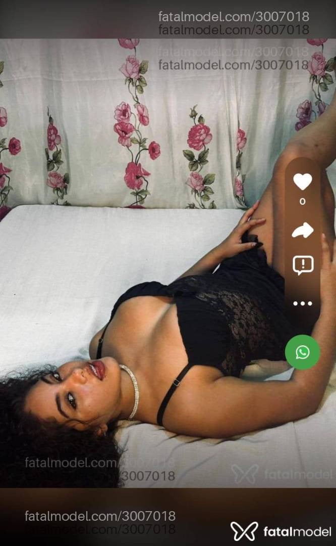 Acompanhante mulher morena (o) de olhos mel - Verônica Linsss