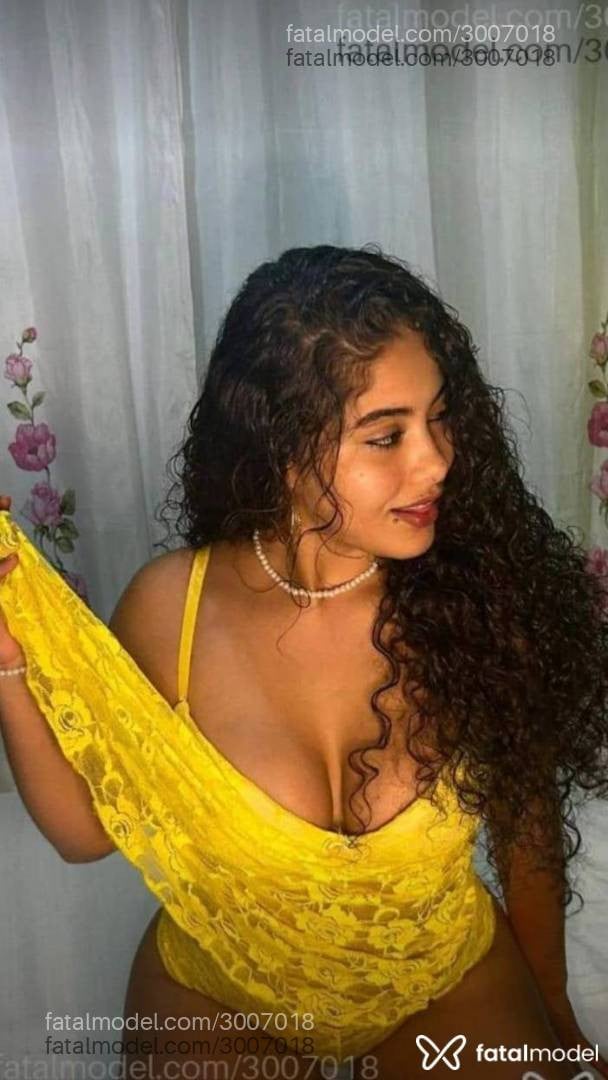 Acompanhante mulher morena (o) de olhos mel - Verônica Linsss