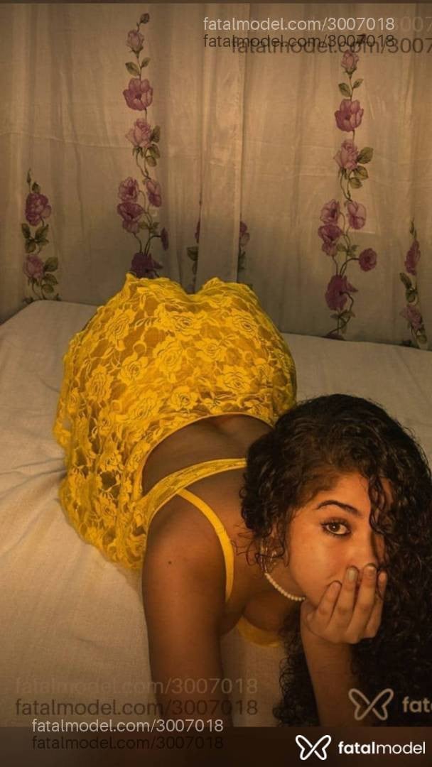 Acompanhante mulher morena (o) de olhos mel - Verônica Linsss