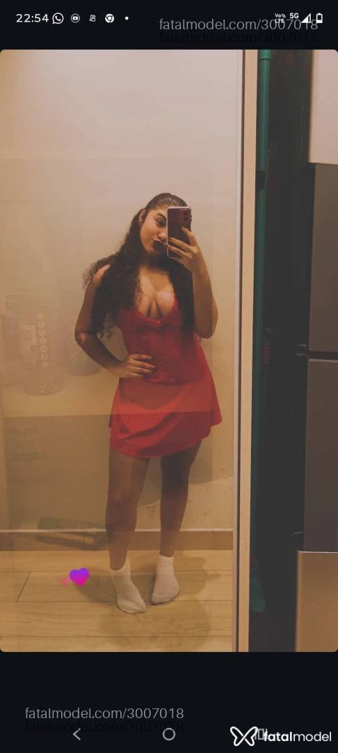 Acompanhante mulher morena (o) de olhos mel - Verônica Linsss