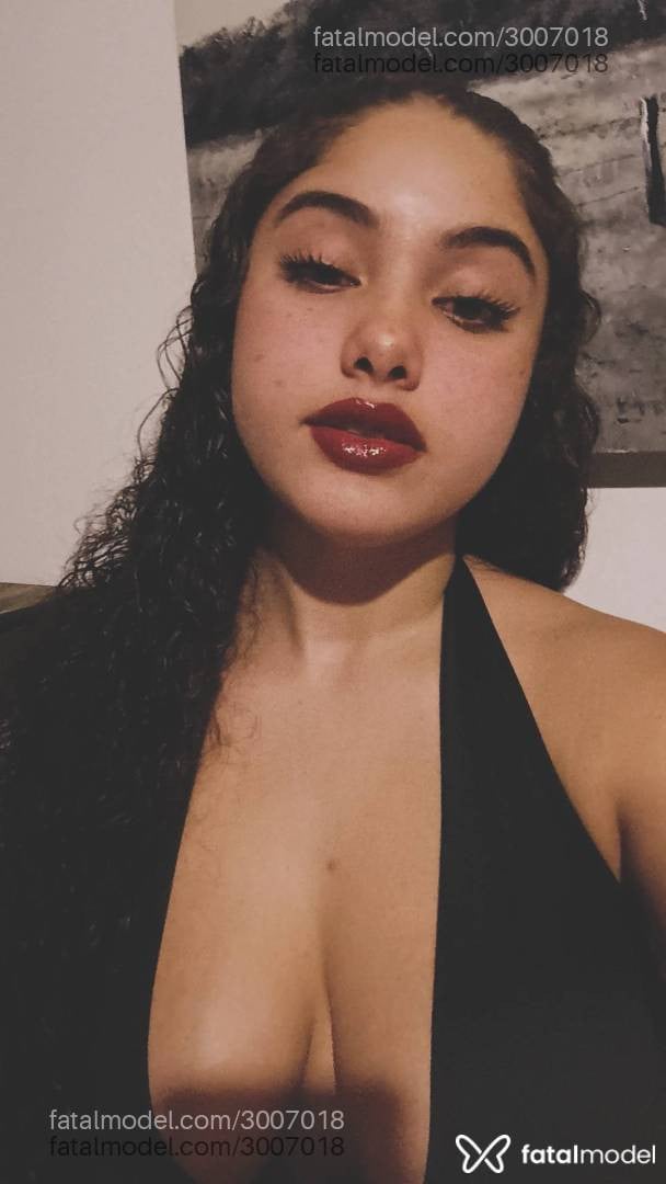 Acompanhante mulher morena (o) de olhos mel - Verônica Linsss