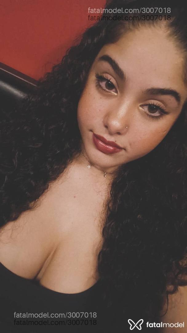 Acompanhante mulher morena (o) de olhos mel - Verônica Linsss