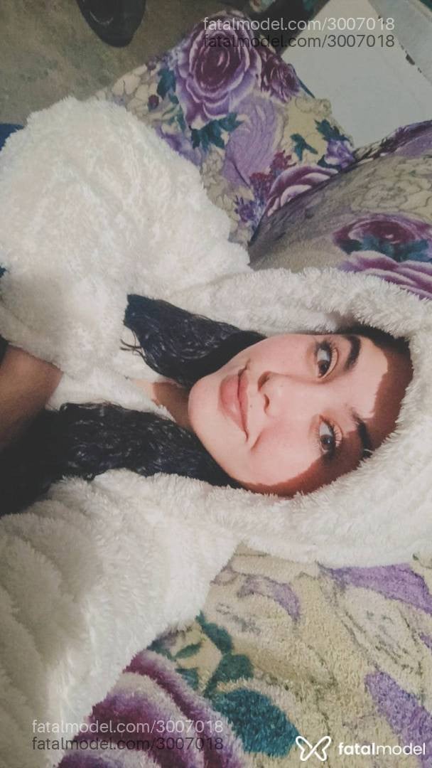 Acompanhante mulher morena (o) de olhos mel - Verônica Linsss