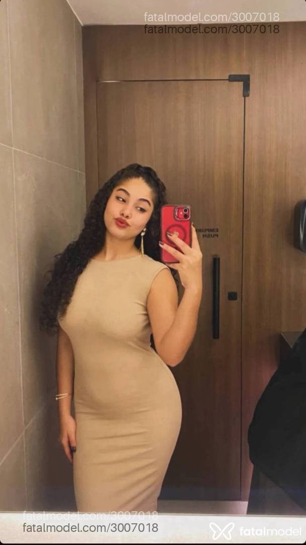 Acompanhante mulher morena (o) de olhos mel - Verônica Linsss