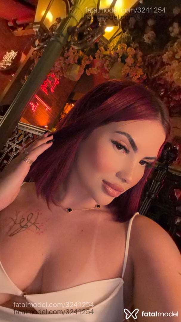 Acompanhante mulher ruiva (o) de olhos mel em Guarulhos - Ana