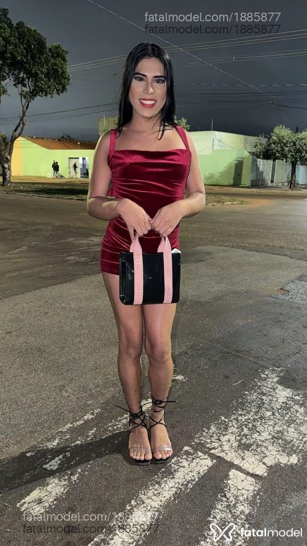 Acompanhante mulher trans morena (o) de olhos castanhos em Rondonópolis - Sophia
