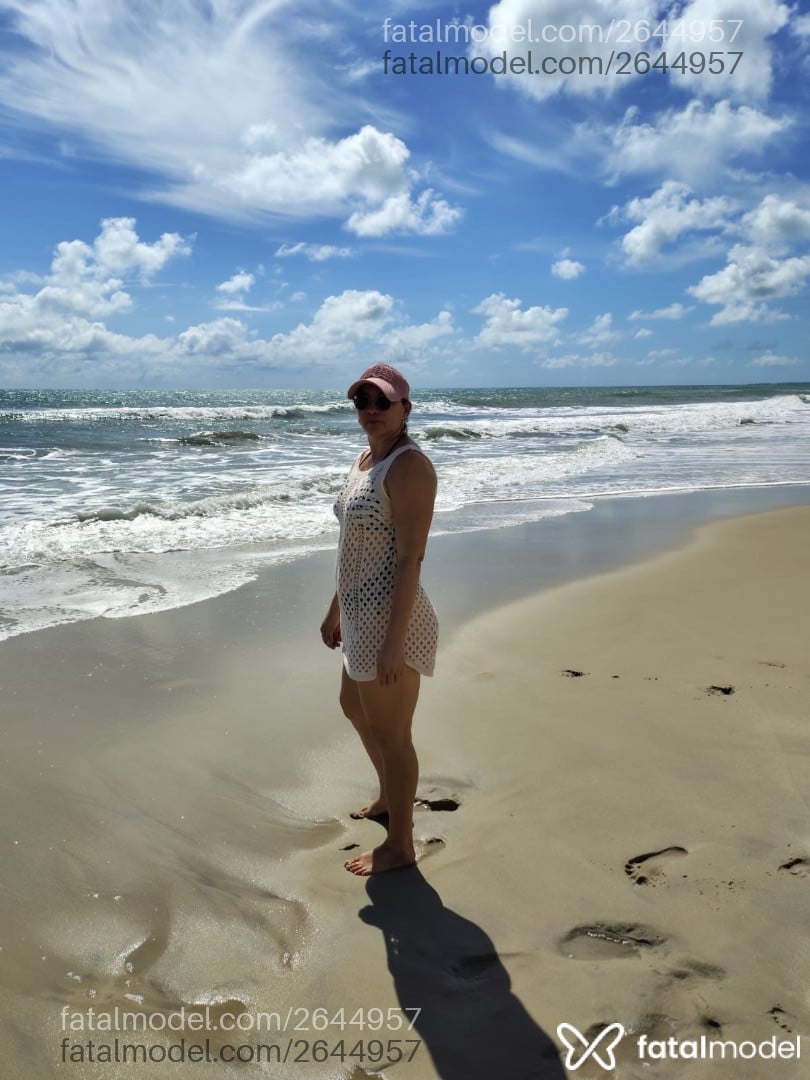 Acompanhante mulher com cabelo castanho de olhos pretos em Araranguá Acompanhante mulher com cabelo castanho de olhos pretos em Araranguá - Wanessa