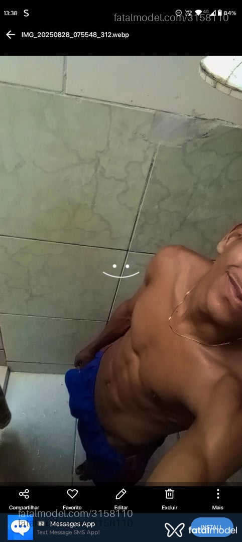 Acompanhante homem morena (o) de olhos castanhos em Belém - Daniel