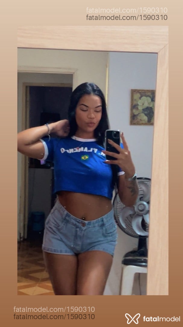 Acompanhante mulher morena (o) de olhos castanhos em Angra dos Reis - Manuzinha