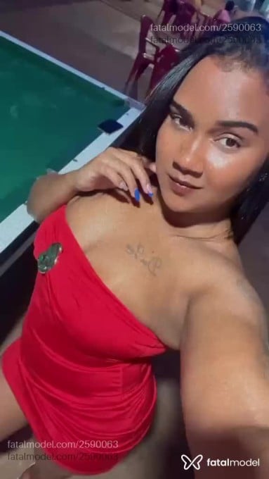 Acompanhante mulher morena (o) de olhos pretos em Sapezal Acompanhante mulher morena (o) de olhos pretos em Sapezal - Preta Rara