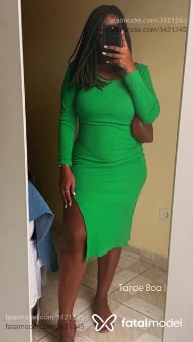 Acompanhante mulher morena (o) de olhos verdes em São Paulo Acompanhante mulher morena (o) de olhos verdes em São Paulo - Ágata