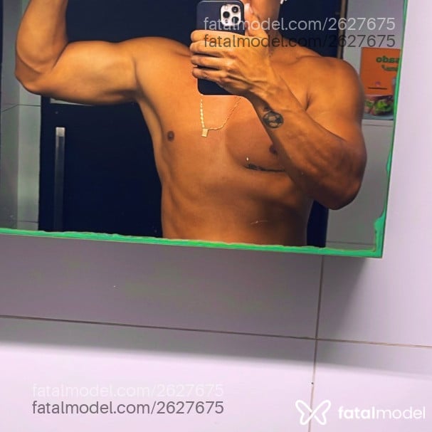 Acompanhante homem morena (o) de olhos castanhos - Brian Silva