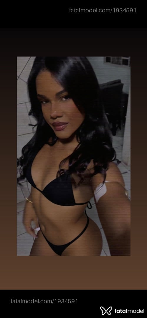 Acompanhante mulher trans morena (o) de olhos castanhos em Luís Eduardo Magalhães - Nandinha