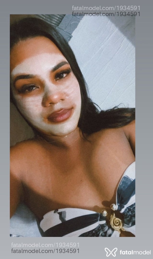 Acompanhante mulher trans morena (o) de olhos castanhos em Luís Eduardo Magalhães - Nandinha