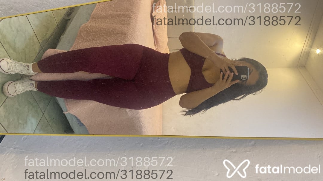 Acompanhante mulher morena (o) de olhos pretos em Cascavel - Mila