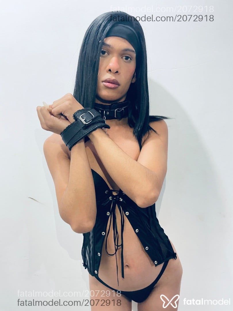 Acompanhante mulher trans ruiva (o) de olhos pretos em Foz do Iguaçu Acompanhante mulher trans ruiva (o) de olhos pretos em Foz do Iguaçu - Riana