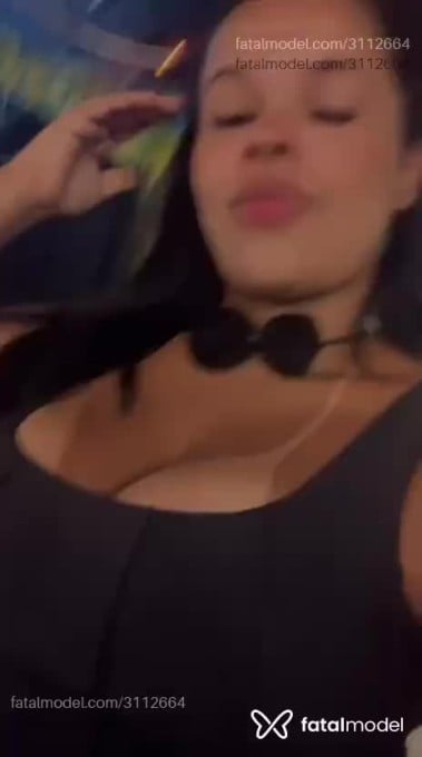 Acompanhante mulher morena (o) de olhos castanhos em São Vicente Acompanhante mulher morena (o) de olhos castanhos em São Vicente - Angel Secretss